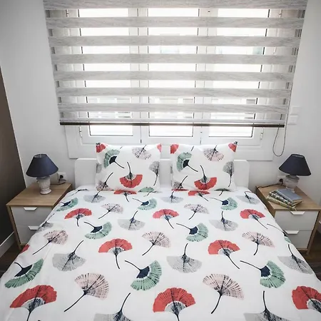 Ziva Apartment - 4Th Floor - Renovated 2019 Athènes Extérieur photo